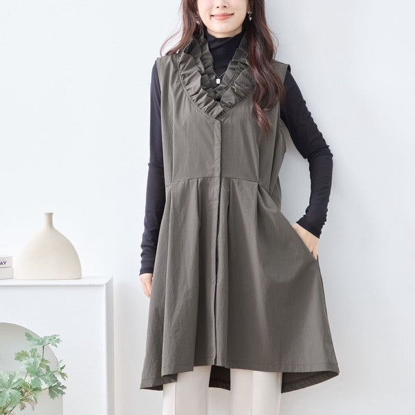 【M〜L/L〜LL】フリルネックロングベスト 大胆フリル レイヤード 体型カバー ナイロン混