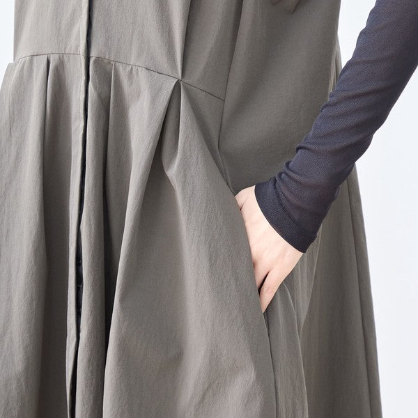 【M〜L/L〜LL】フリルネックロングベスト 大胆フリル レイヤード 体型カバー ナイロン混