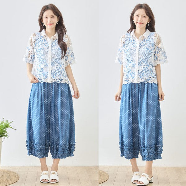 Mikonosublue Storeの配色ケミカルレース半袖シャツ。花柄の透け感あるレースと襟付きデザインが上品な夏用トップス。