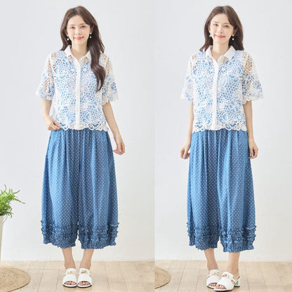 Mikonosublue Storeの配色ケミカルレース半袖シャツ。花柄の透け感あるレースと襟付きデザインが上品な夏用トップス。
