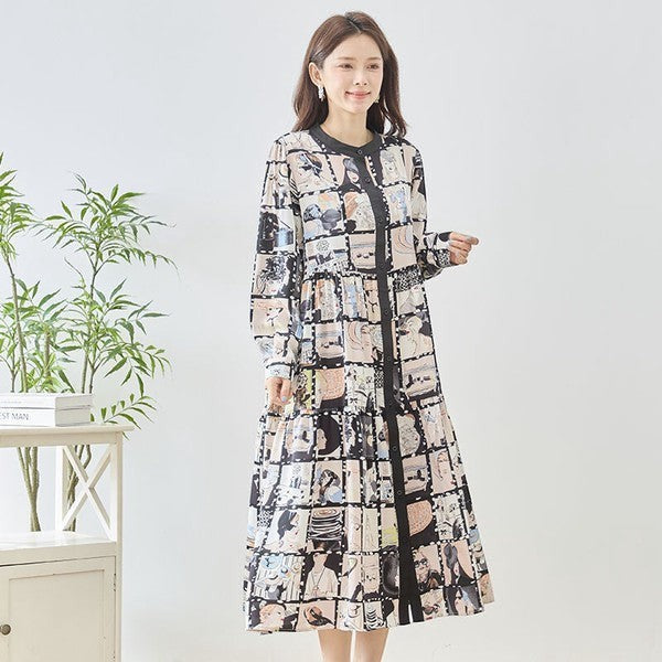 Mikonosublue Storeのレディコラージュ総柄ティアードシャツワンピース。スタンドカラーでゆったりとしたシルエットの長袖ロング丈。