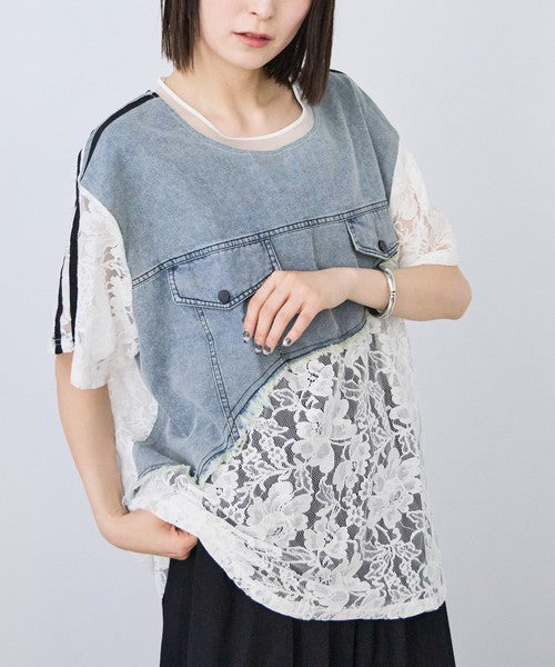 Mikonosublue Storeのデニムとフラワーレースをドッキングした半袖Tシャツ。ライトインディゴのデニムと透け感のあるレースが特徴のゆったりとしたオーバーサイズトップス。