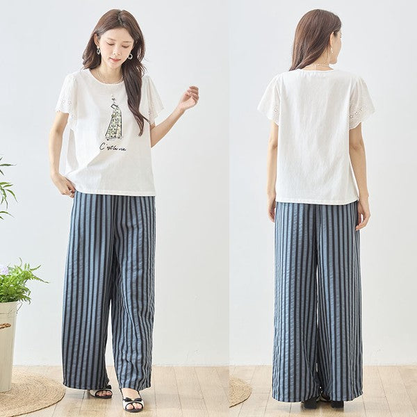 Mikonosublue Storeのストライプ柄ワイドパンツ。ウエストゴムでゆったりとした美脚シルエットのロングパンツ。