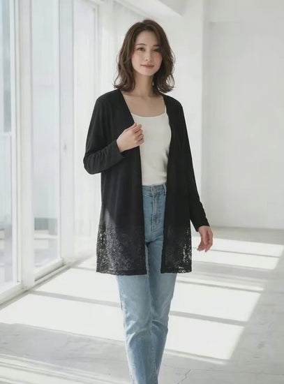 トッパーカーディガンの着用イメージ動画。生地の揺れ感やレースの透け感、実際のシルエットを多角的に紹介。