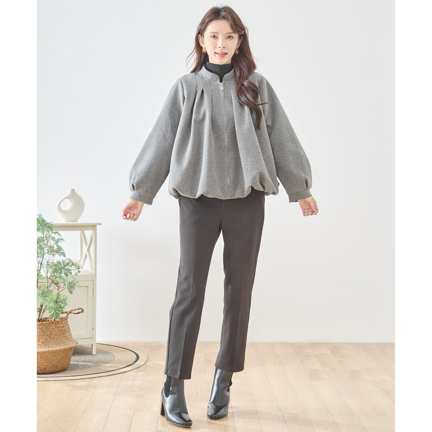 【M〜L】タックデザインジップアップブルゾン｜TRUBE