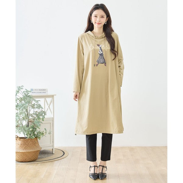 【M〜L】ガールモチーフプリントフードロングワンピース｜TRUBE