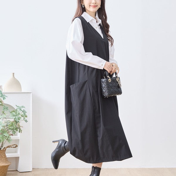 【L〜LL】ナイロンストレッチ Vネック2ポケットジャンパースカート｜TRUBE・C08-248B