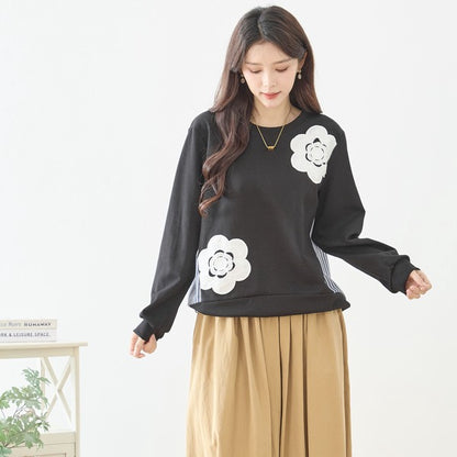 【M〜L】フラワーモチーフ異素材ストライプ切替プルオーバー｜TRUBE