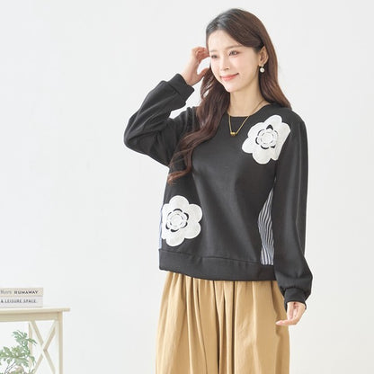 【M〜L】フラワーモチーフ異素材ストライプ切替プルオーバー｜TRUBE