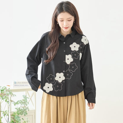 【M〜L】フラワーライン刺繍シャツ｜TRUBE