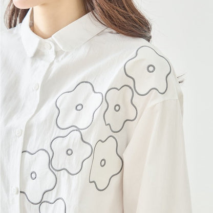 【M〜L】フラワーライン刺繍シャツ｜TRUBE